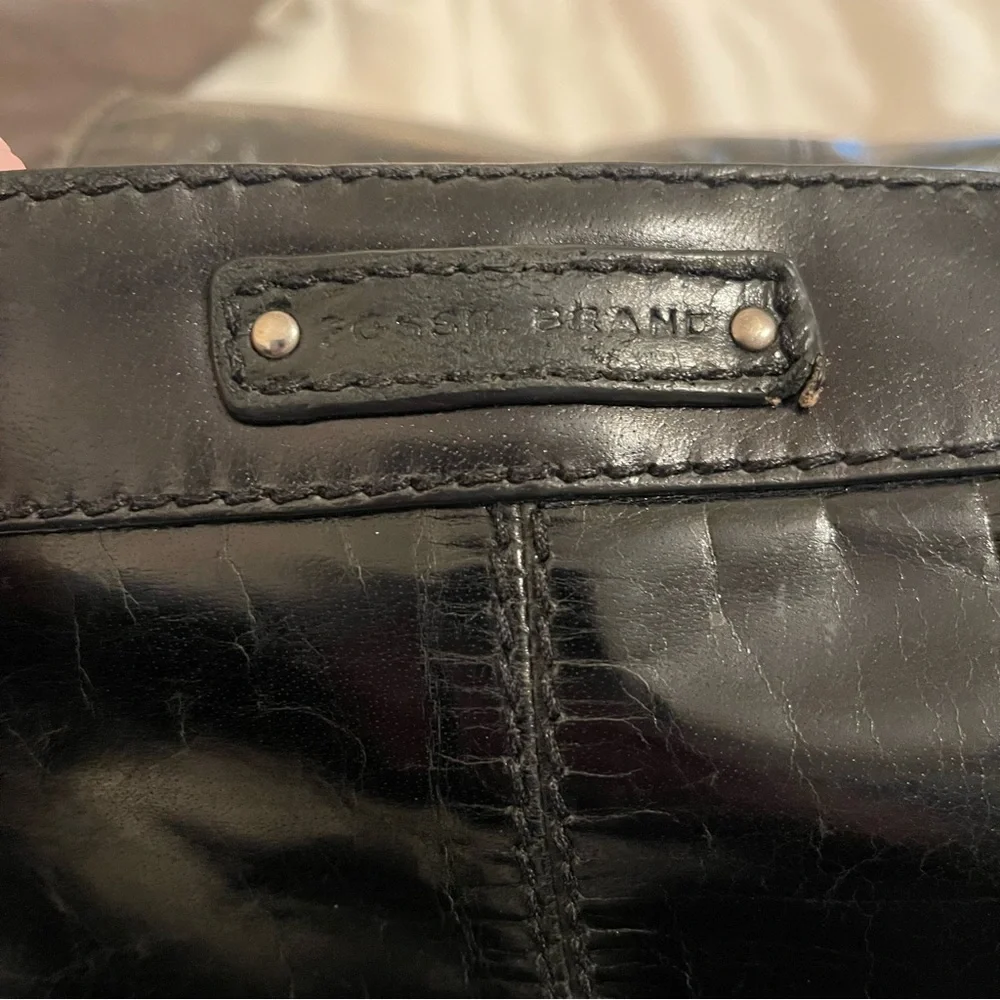 Vintage Fossil Black Leather Messenger Bag Magnetic Flap Commuter